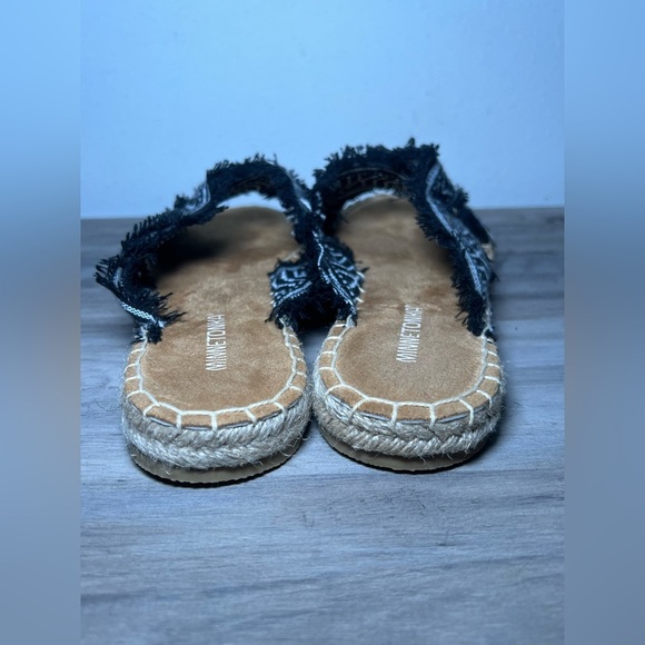 Minnetonka Women's Pepper Slip on Sandals,Black Frayed Crossband,Size 10? - Picture 4 of 13